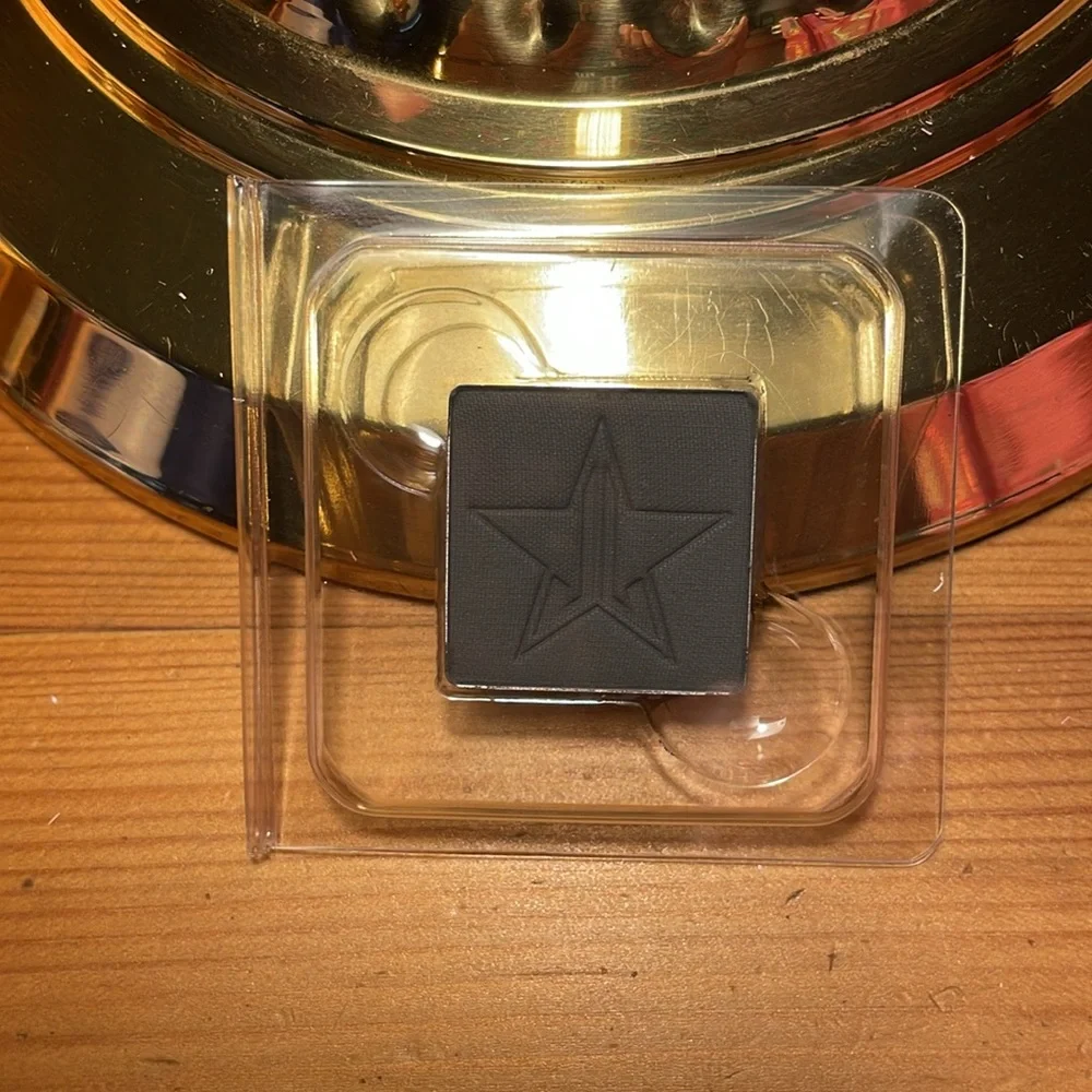 Eyeshadow Artistry Single by JEFFREE STAR COSMETICS in Punk Couture NWT